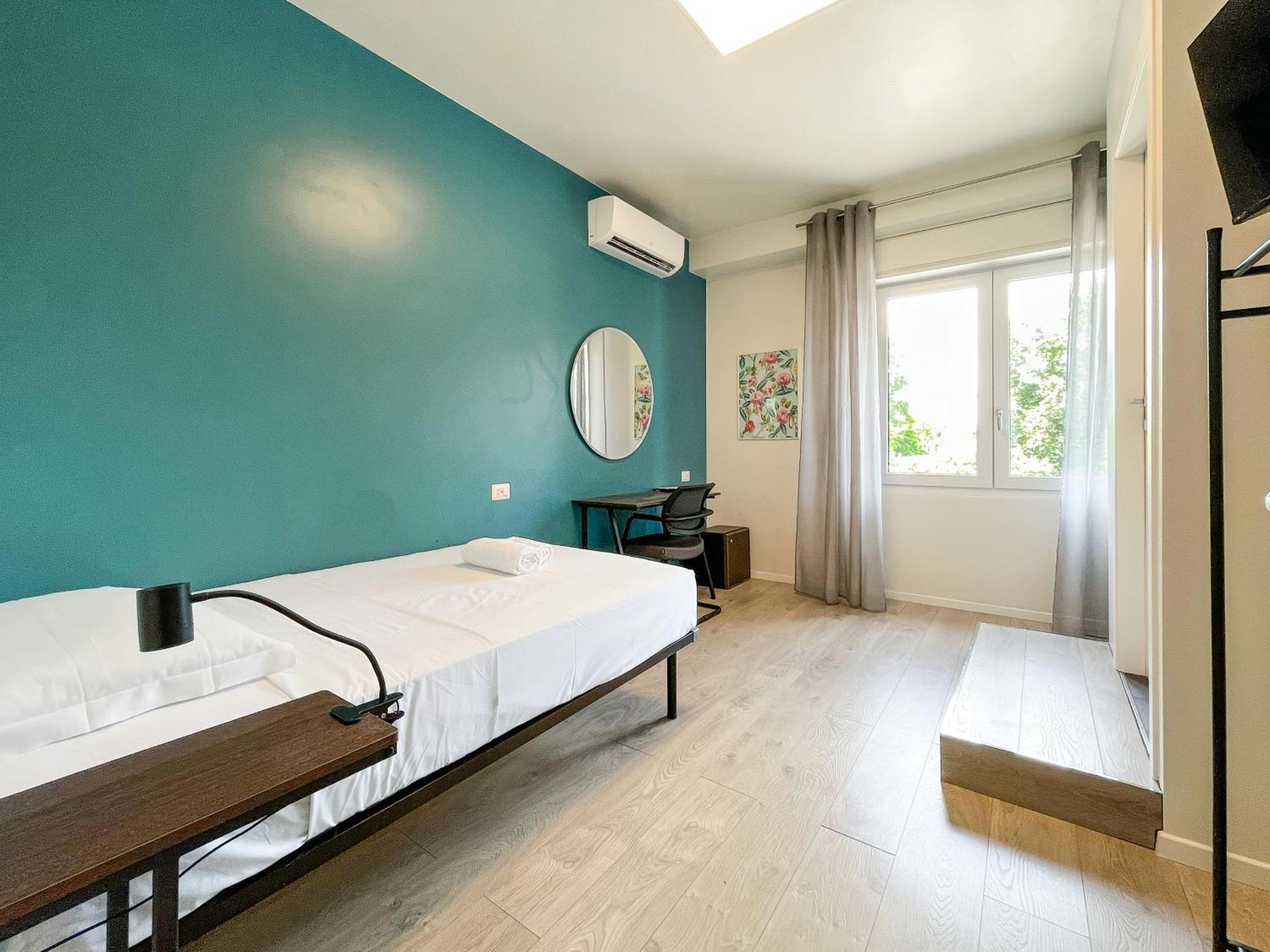 Rrrapido Colorful Rooms - Assago Exterior photo